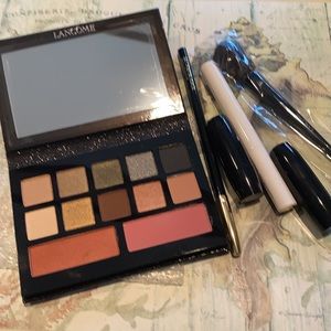 LANCOME Bundle Glow Cil Booster XL, eye palette, lipstick, brush Set